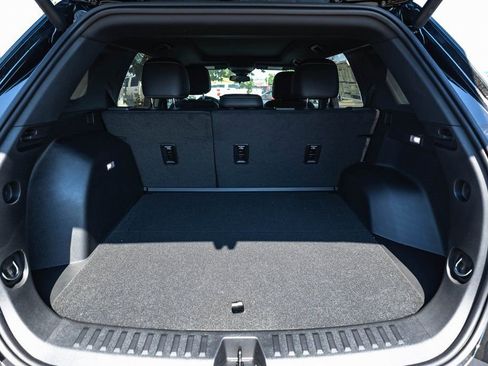 New 2025 Chevrolet Equinox LT w/ Convenience Package II image 22