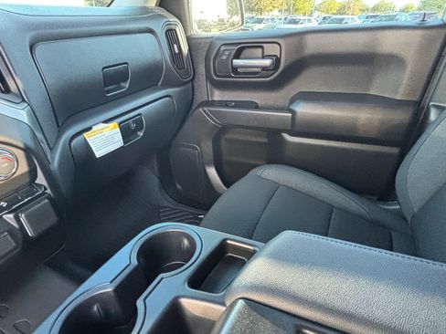 Used 2026 Chevrolet Silverado 1500 Custom Trail Boss AWD/4WD image 18