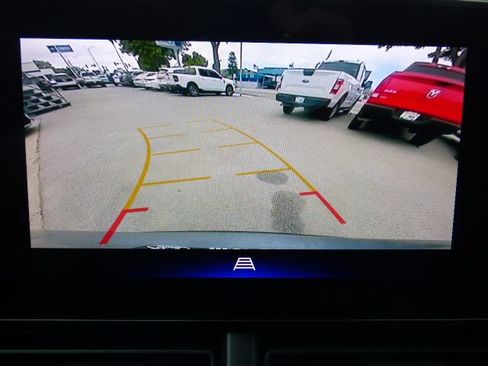 Used 2024 Chevrolet Trax ACTIV w/ Sunroof Package FWD image 23