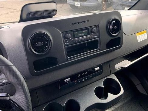 New 2025 Mercedes-Benz Sprinter 2500 image 3
