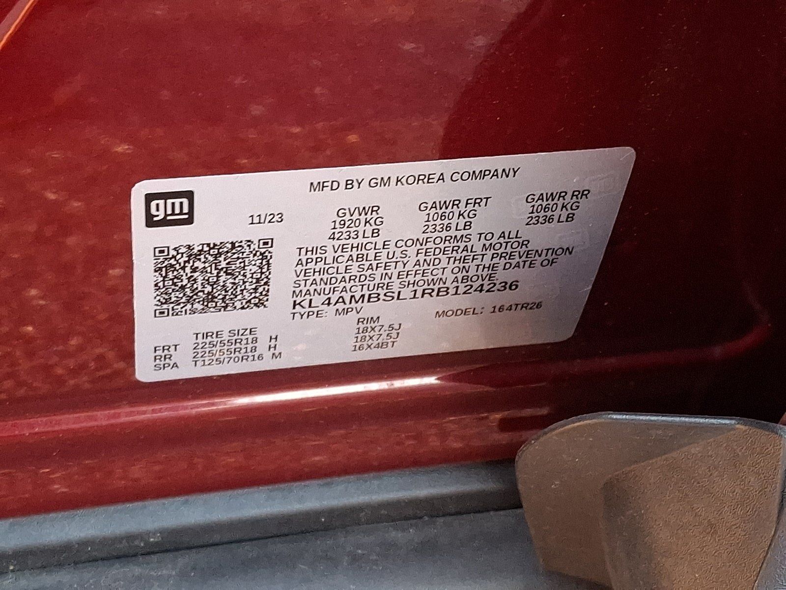 Certified 2024 Buick Encore GX Preferred FWD image 28