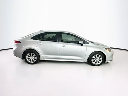 Used 2026 Toyota Corolla LE FWD image 10