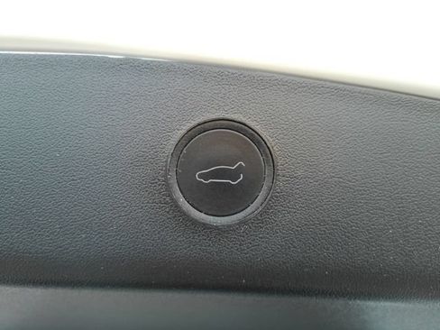 Used 2023 Tesla Model 3 Standard Range RWD image 26