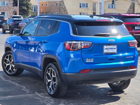 Used 2025 Jeep Compass Limited image 15