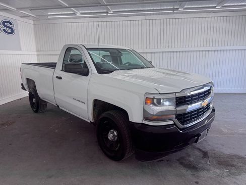 Used 2017 Chevrolet Silverado 1500 W/T RWD image 3