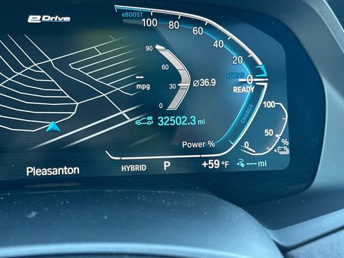 Used 2022 BMW X5 xDrive45e w/ M Sport Package image 35