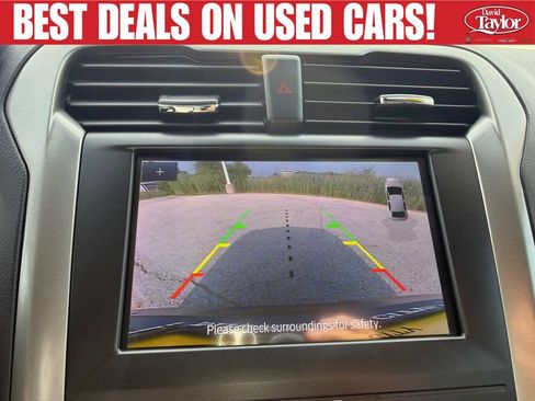 Used 2020 Ford Fusion SE FWD image 13