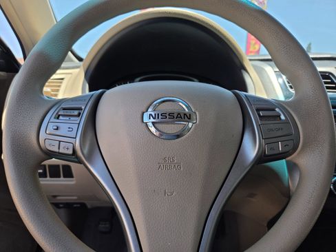 Used 2013 Nissan Altima 2.5 S FWD image 15