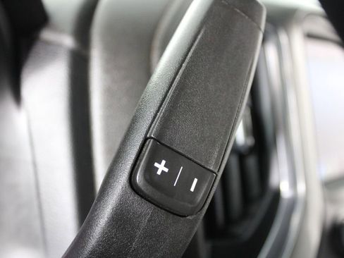 Used 2023 Chevrolet Silverado 2500 LT image 26