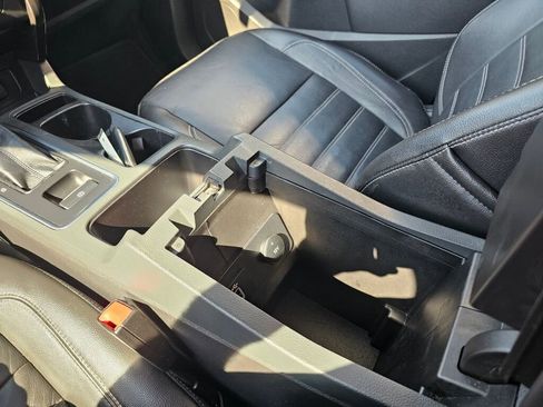 Used 2017 Ford Escape Titanium w/ Canadian Touring Package image 35