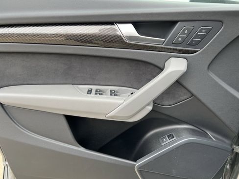 Certified 2024 Audi SQ5 Premium w/ 21" Wheel Package image 14