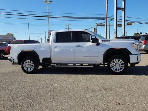 Used 2023 GMC Sierra 2500 Denali image 12
