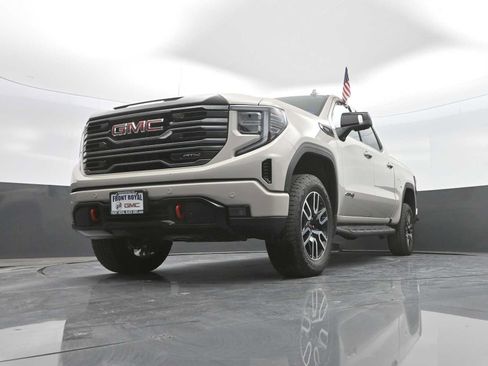 New 2026 GMC Sierra 1500 AT4 w/ AT4 Premium Package AWD/4WD image 34
