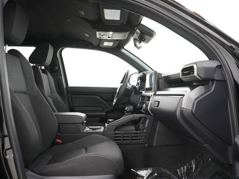 Used 2025 Toyota 4Runner SR5 image 11