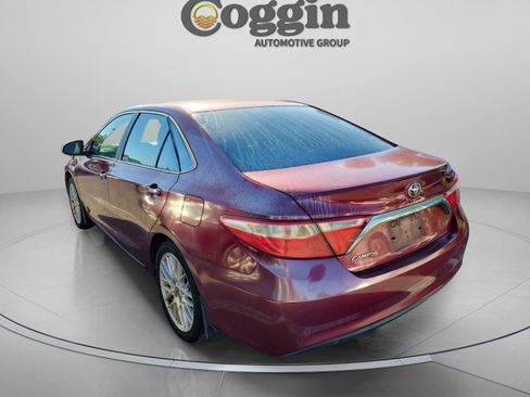 Used 2016 Toyota Camry LE FWD image 3