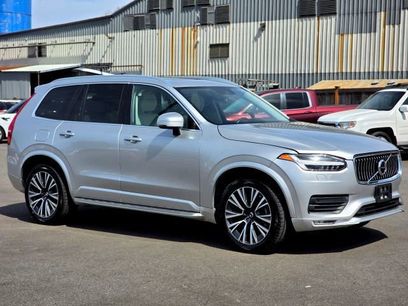 Used 2021 Volvo XC90 T6 Momentum