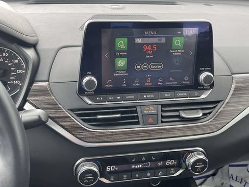 Used 2019 Nissan Altima 2.5 Platinum FWD image 19