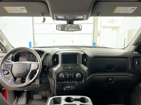 Used 2021 Chevrolet Silverado 1500 Custom Trail Boss w/ LPO, Dark Essentials Package AWD/4WD image 10