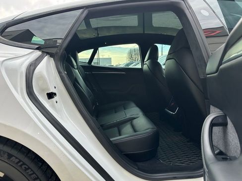 Used 2021 Tesla Model S Plaid image 26