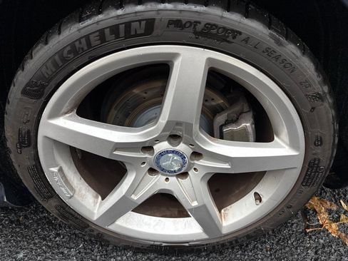 Used 2013 Mercedes-Benz SL 550 image 45