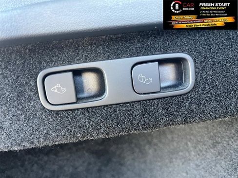 Used 2023 Tesla Model Y Long Range image 11