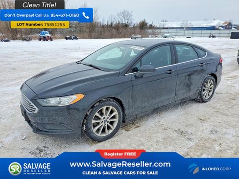 Used 2017 Ford Fusion SE image 1