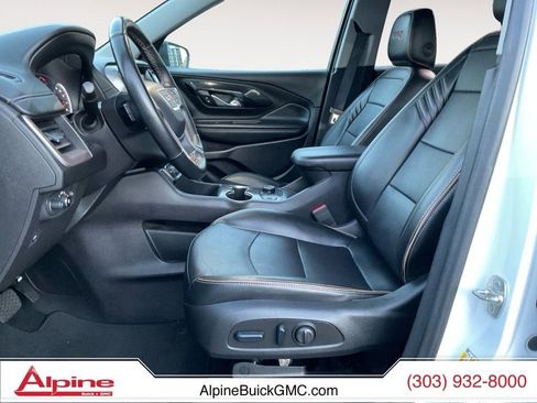 Used 2024 GMC Terrain AT4 image 9