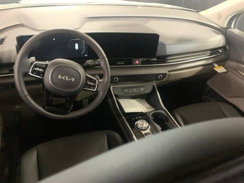 New 2026 Kia Carnival SX image 11