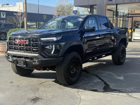 Used 2024 GMC Canyon AT4X w/ AT4X AEV Edition image 3