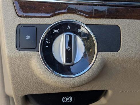 Used 2011 Mercedes-Benz E 550 Cabriolet image 10