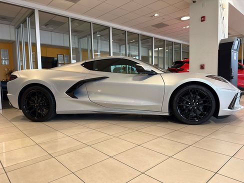 Used 2024 Chevrolet Corvette Stingray Coupe w/ Battery Protection Package RWD image 2