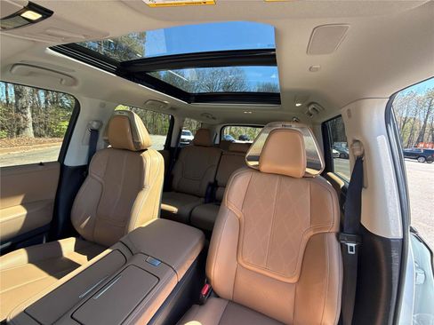 Certified 2025 INFINITI QX80 Sensory image 23