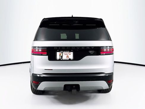 Used 2023 Land Rover Discovery S R-Dynamic image 8