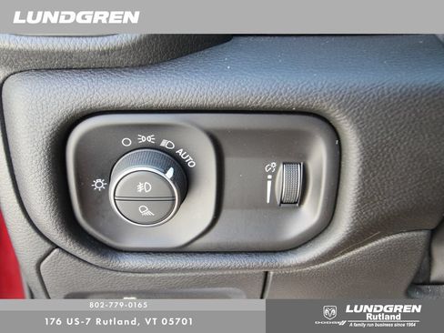 Used 2023 RAM 1500 Big Horn AWD/4WD image 33