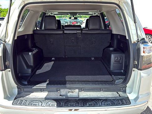 Used 2017 Toyota 4Runner Limited image 9