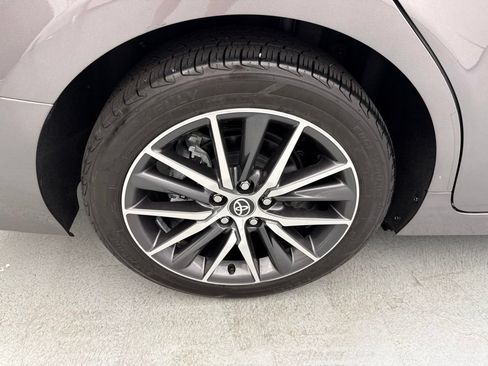 Used 2022 Toyota Camry XLE FWD image 12