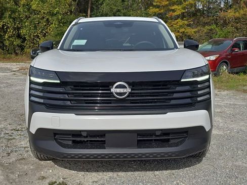 New 2026 Nissan Kicks SV w/ SV Premium Package image 3