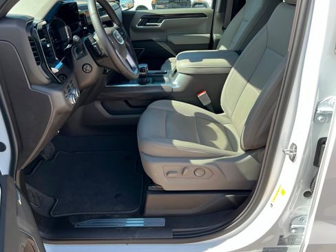 Used 2024 GMC Sierra 1500 SLT w/ SLT Premium Package image 18