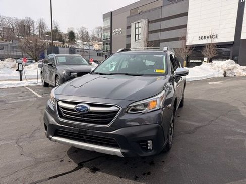 Used 2020 Subaru Outback Touring XT AWD/4WD image 6