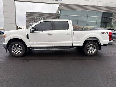 Used 2022 Ford F250 Lariat w/ Chrome Package image 11