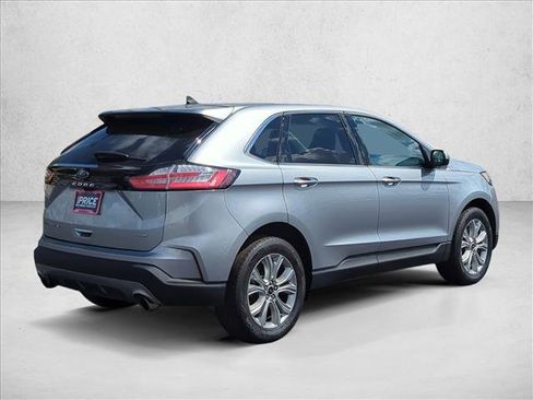 Used 2024 Ford Edge Titanium image 6