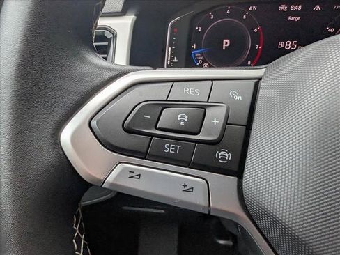 Used 2023 Volkswagen Atlas SE AWD/4WD image 36