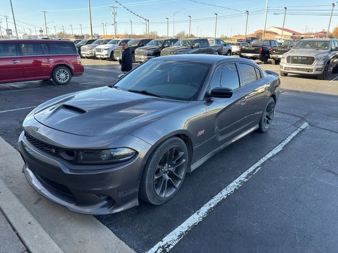 Used 2023 Dodge Charger Scat Pack w/ Navigation & Travel Group image 4