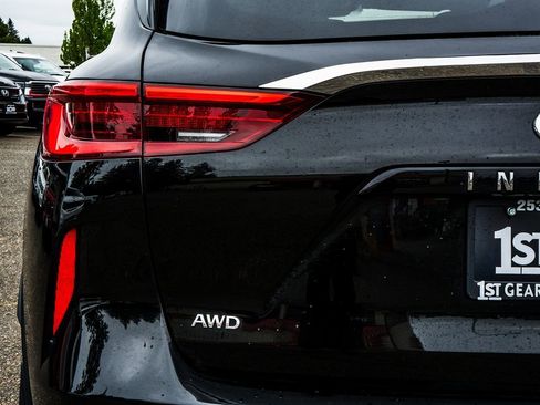 Used 2019 INFINITI QX50 Essential w/ Sensory Package AWD/4WD image 10