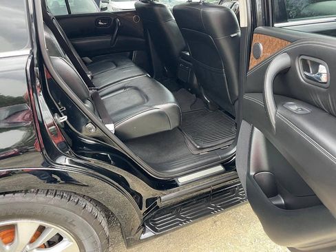 Used 2017 INFINITI QX80 4WD w/ Driver Assistance Package image 13