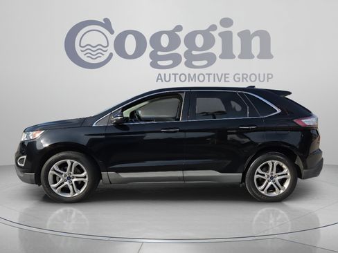 Used 2018 Ford Edge Titanium w/ Ford Safe & Smart Package FWD image 2