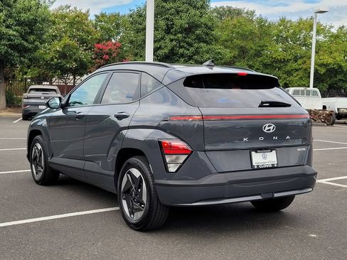 Used 2024 Hyundai Kona SEL FWD image 8