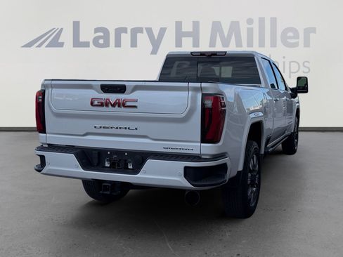 Used 2024 GMC Sierra 2500 Denali w/ Denali Reserve Package image 5