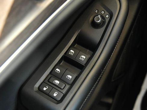 Used 2022 Jeep Grand Cherokee Limited 4xe w/ MOPAR Finishing Package AWD/4WD image 39