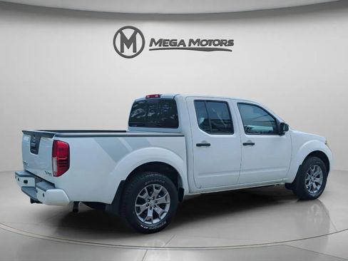 Used 2020 Nissan Frontier SV AWD/4WD image 8